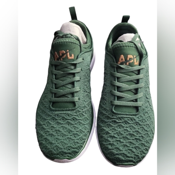 APL Other - APL: Athletic Propulsion Labs Women's Techloom Phantom, Great Green/White/Gum, 8
